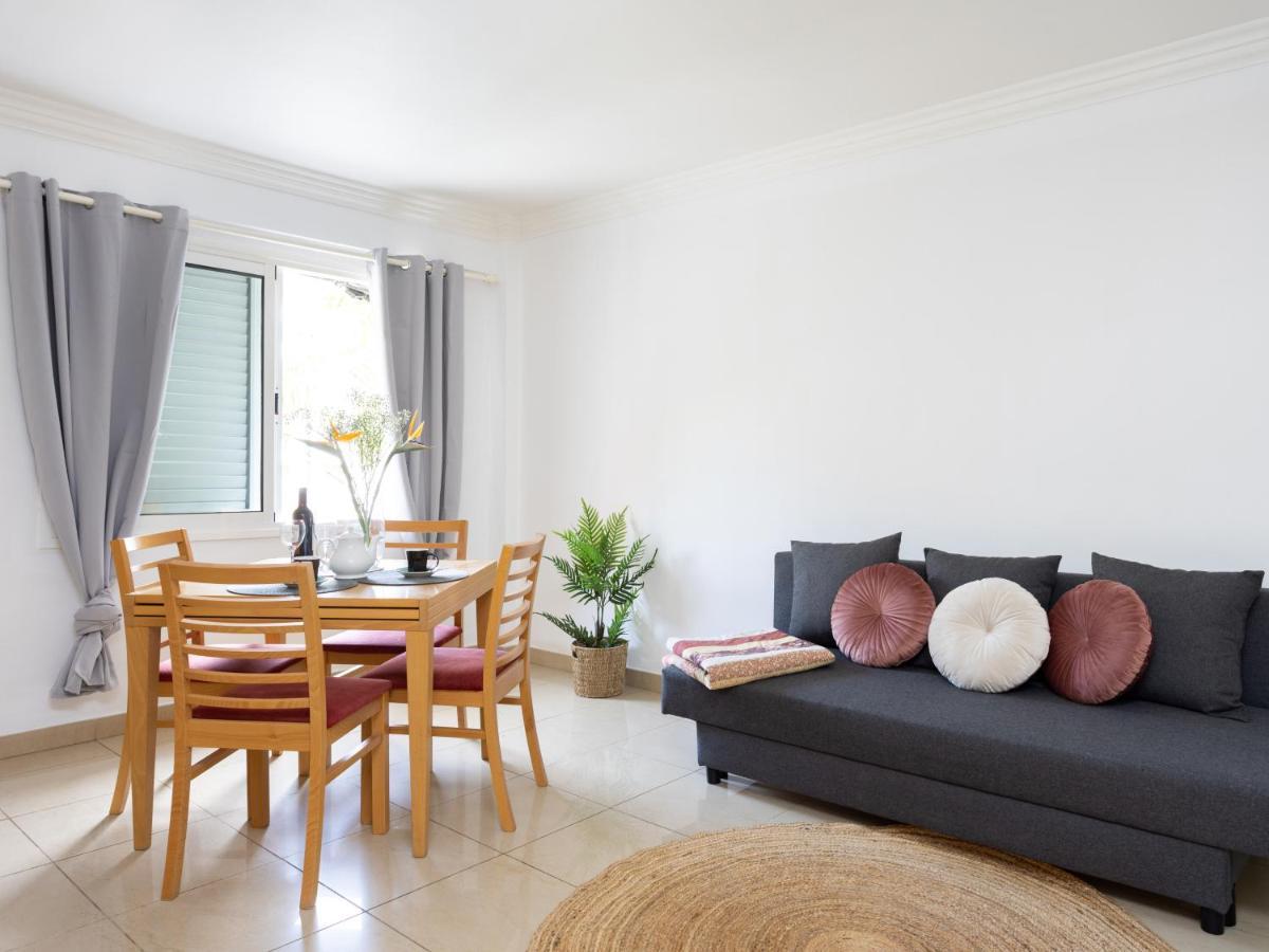Live Los Cristianos Los Playeros Close To The Beach 아로나 외부 사진
