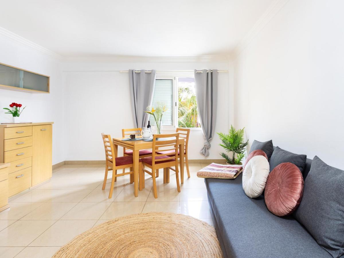 Live Los Cristianos Los Playeros Close To The Beach 아로나 외부 사진